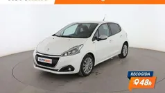 Usado 2019 Peugeot 208 Signature Sky Utilitario | 10.099 € (Precio justo)