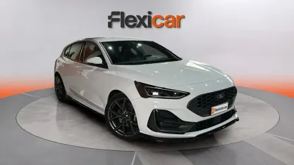 Usado Ford Focus ST 280 HP (205 kW) 2024 Branco Sedan