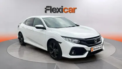 Usado Honda Civic Elegance 129 CV (94 kW) 2017 Blanco Berlina