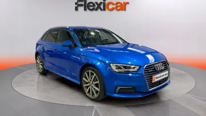 Usado Audi e-tron Premium 204 CV (150 kW) 2020 Azul SUV