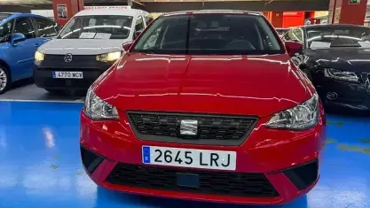 Usado Seat Ibiza Reference 95 CV (69 kW) 2020 Rojo Utilitario