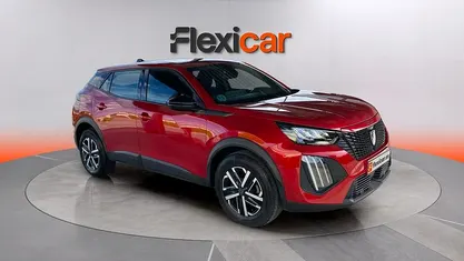 Usado Peugeot 2008 Active 102 CV (75 kW) 2023 Rojo SUV