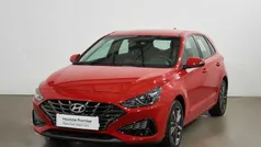 Engine red Usado 2022 Hyundai i30 Berlina | 18.490 € (Precio justo)