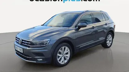 Usado VW Tiguan Sportline 150 CV (110 kW) 2018 Gris SUV