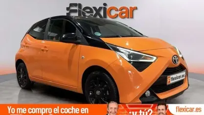 Usado Toyota Aygo X-cite 72 CV (52 kW) 2019 Naranja Utilitario