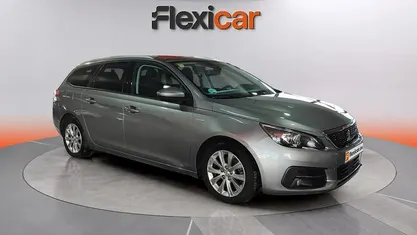 Usado Peugeot 308 Style 100 CV (73 kW) 2020 Utilitario