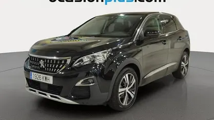 Usado Peugeot 3008 Allure 131 CV (96 kW) 2019 Negro SUV