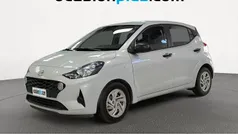 Gris Usado 2022 Hyundai i10 Utilitario | 10.500 € (Precio justo)