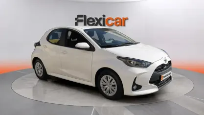 Usado Toyota Yaris Edition 125 CV (91 kW) 2023 Blanco Utilitario