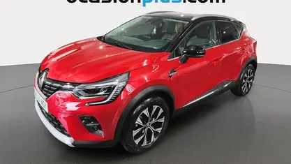 Usado Renault Captur Techno 140 CV (102 kW) 2023 Rojo SUV