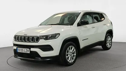 Usado Jeep Compass Longitude 131 CV (96 kW) 2022 Negro SUV