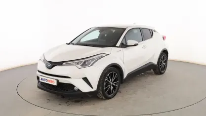 Käytetty Toyota C-HR Advance 122 HP (89 kW) 2018 Valkoinen Katumaasturi