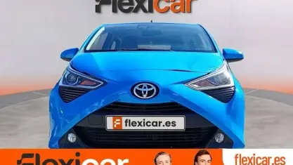 Usado Toyota Aygo X-cite 72 CV (52 kW) 2020 Azul Utilitario