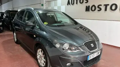 Używany Seat Altea XL Style 105 KM (77 kW) 2010 Szary Minivan
