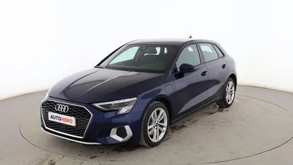 Usado Audi A3 Sportback e-tron Advanced 204 CV (150 kW) 2021 Azul Utilitario