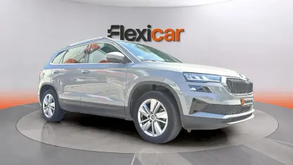 Usado Skoda Karoq Ambition 116 CV (85 kW) 2025 Beige SUV