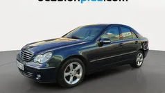 Usado 2004 Mercedes C220 Avantgarde Berlina | 3500 €