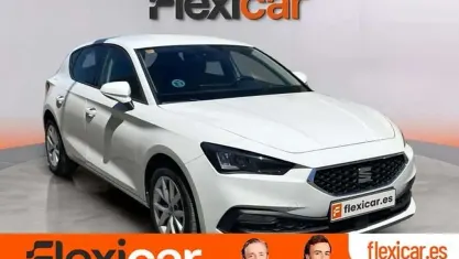 Usado Seat Leon Style 116 CV (85 kW) 2021 Blanco Utilitario