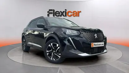 Usado Peugeot 2008 Allure 131 CV (96 kW) 2021 Negro SUV