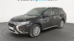 Negro Usado 2021 Mitsubishi Outlander P-HEV Motion SUV | 23.082 € (Buen precio)