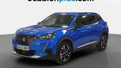 Usado Peugeot 2008 Allure 101 CV (74 kW) 2023 Azul SUV