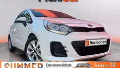 Blanco Usado 2016 Kia Rio Berlina | 10.490 € (Precio justo)