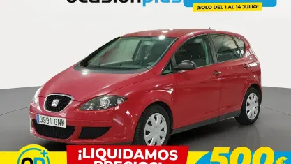 Usado Seat Altea Reference 105 CV (77 kW) 2009 Rojo Monovolumen