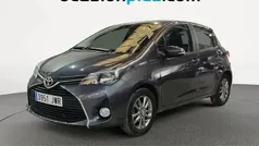 Gris Usado 2017 Toyota Yaris Active Utilitario | 11.546 € (Precio justo)