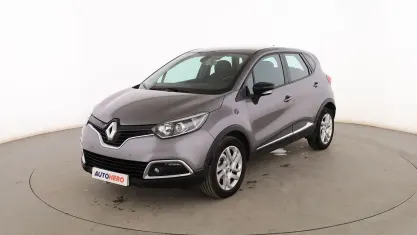 Usado Renault Captur Zen 90 CV (66 kW) 2017 Gris SUV