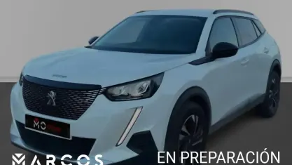 Usado Peugeot 2008 Allure 110 CV (80 kW) 2022 SUV