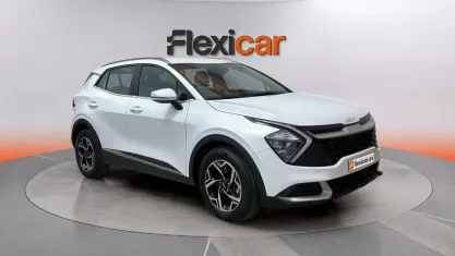 Usado Kia Sportage 136 CV (100 kW) 2023 Blanco SUV