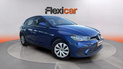 Käytetty VW Polo Life 95 HP (69 kW) 2022 Sininen Viistoperä