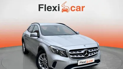 Usado Mercedes GLA180 122 CV (89 kW) 2019 SUV