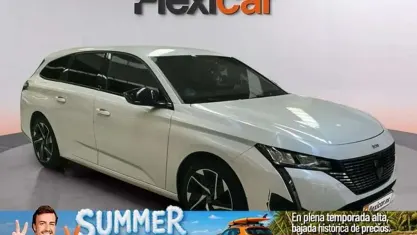 Usado Peugeot 308 SW Allure 131 CV (96 kW) 2022 Blanco Familiar