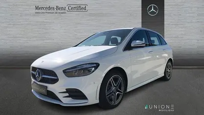 Usado Mercedes B250e 218 CV (160 kW) 2025 Blanco Monovolumen
