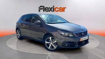Usado Peugeot 308 Allure 131 CV (96 kW) 2020 Gris Berlina