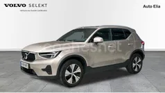 Usado 2022 Volvo XC40 Core SUV | 33.500 € (Precio justo)
