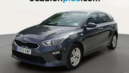 Używany Kia Ceed 101 KM (74 kW) 2019 Szary Hatchback