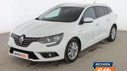Usado Renault Mégane GrandTour Zen 110 CV (80 kW) 2017 Blanco Familiar