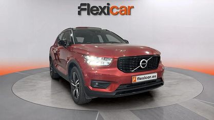 Usado Volvo XC40 Inscription 163 CV (119 kW) 2020 Rojo SUV