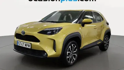 Usado Toyota Yaris Cross Active 116 CV (85 kW) 2024 Oro SUV