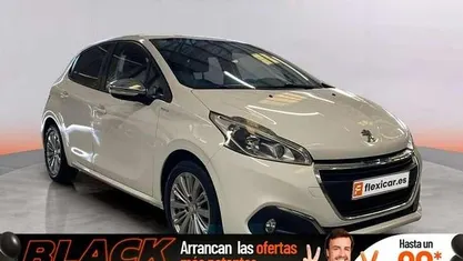 Usado Peugeot 208 Style 110 CV (80 kW) 2017 Utilitario
