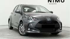 Gris Usado 2024 Toyota Yaris Hybrid Active Berlina | 22.000 € (Precio justo)