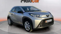 Gris Usado 2024 Toyota Aygo City Utilitario | 12.990 € (Precio justo)