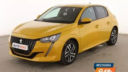 Usado Peugeot 208 Allure 102 CV (75 kW) 2020 Amarillo Utilitario