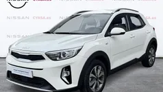 Blanco Usado 2024 Kia Stonic SUV | 16.900 € (Precio justo)