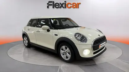 Usado Mini ONE 102 CV (75 kW) 2019 Blanco Utilitario