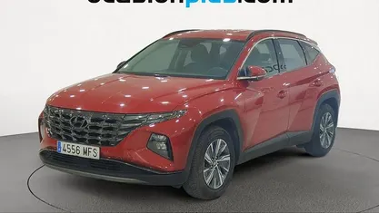 Käytetty Hyundai Tucson 116 HP (85 kW) 2023 Punainen Katumaasturi