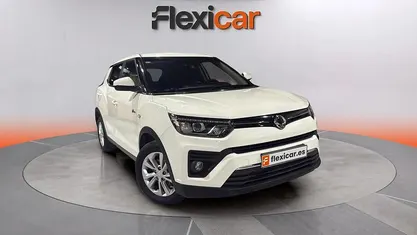 Usado Ssangyong (KGM) Tivoli 128 CV (94 kW) 2020 Blanco SUV