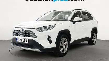 Usado Toyota RAV4 Hybrid Advance 218 CV (160 kW) 2021 Blanco SUV